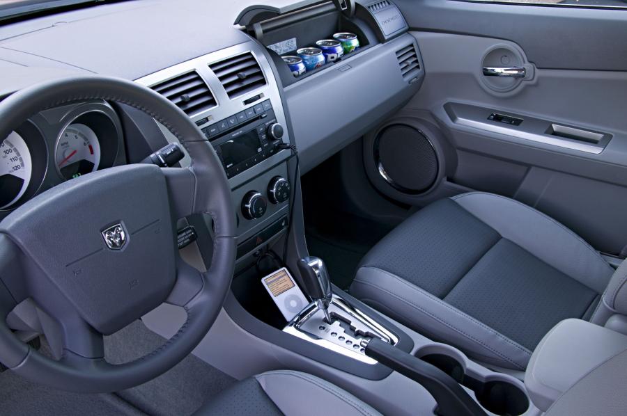  Dodge Avenger 2008 года  (фото 57 из 86)